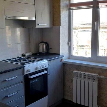 Довгострокова оренда 2к Квартира Степана Тільги (Революційна) вулиця