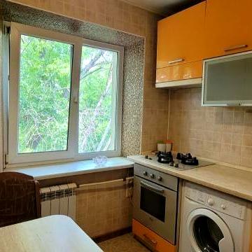 Трехкомнатная квартира с ремонтом на Черемушках