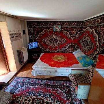 Будинок м. Ірпінь вул. Покровська (9 лінія) до 2-х людей, є паркомісце