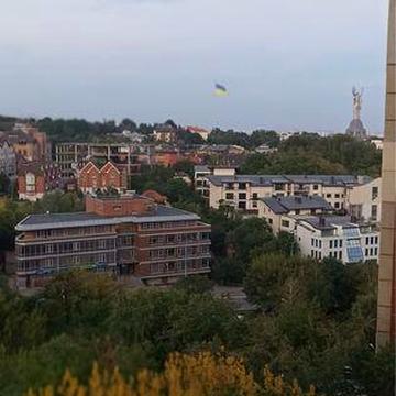 Продаж 3-кімнатної квартири 98 м² у центрі—Печерський р-н.Від власника