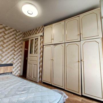 Сдам 1у-ую квартиру Таирова ул.Ильфа и Петрова /АТБ гостинка газ 4000г