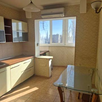 Сдам 2-х комнатную квартиру на Добровольского/ Дома Центролита