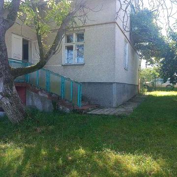 Житловий будинок та земельна ділянка 10 сот. м.Кам’янка-Бузька