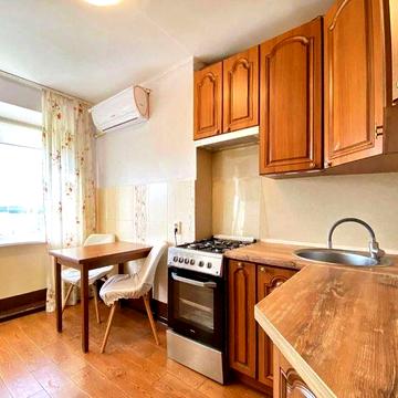 Продам 2х к. квартиру 50,5м на Шухевича