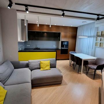 Патріарха Мстислава Скрипника вул., 40