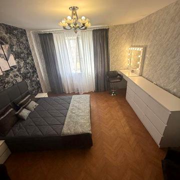 Здам 2 кім на  Керченській після ремонту гарний стан .