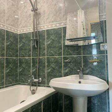 Продаж 2к Квартира Шухевича Романа вулиця