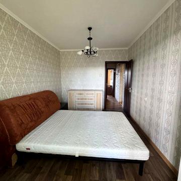 Героїв просп., 23