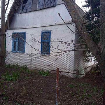 Продам дачу в  Гарьевке.пгт. Златопиль