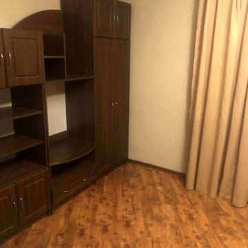 Продам 2 к кв. Деміївка, Пр. Науки 4