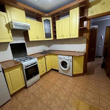 Оренда 1 кімнатноі квартири в Житомирі по вул. Довженка