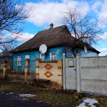 Продається будинок в центрі