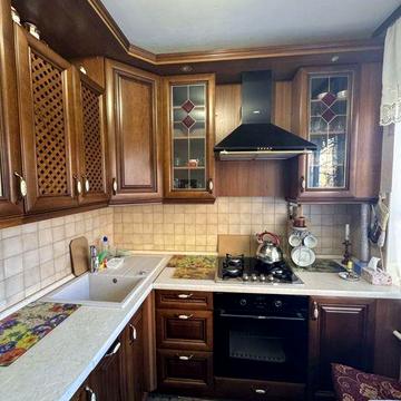 Оренда двокімнатна м.Лівобережна