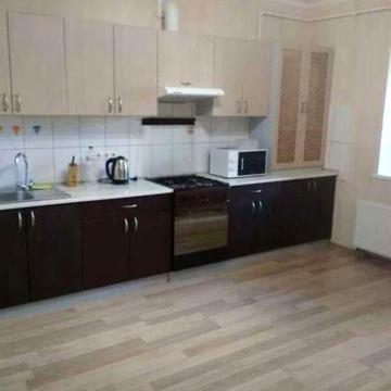 Довгострокова оренда 3к Квартира Лазаряна вулиця