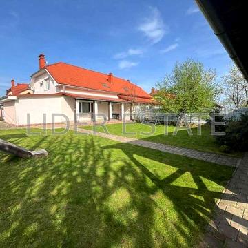 Продаж дуплекса 4 кімн., Сторожниця, 125 м²