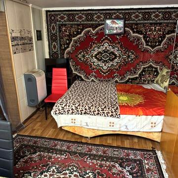 Здам времянку 1/2б зі зручностями.Гарний стан! Повністю облаштована.