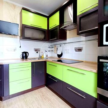 Здолбунівська вул., 11-Б