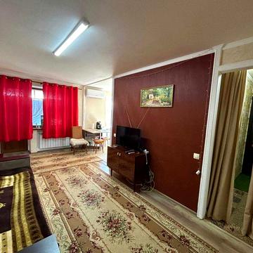 Продаю 2к/кв, ул .М, Кропивницкого ( р-н кафе  Минутки)