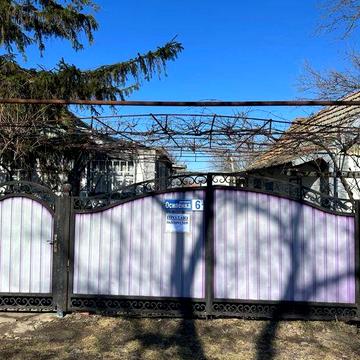 Продається дім в Лозуватці