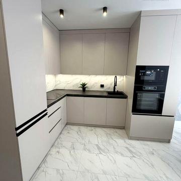 ПРОСТОРА 2 кім. квартра р-н Митниця