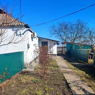 Продам будинок в селі Савинці , Білоцерківський район.
