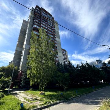 Старонаводницька вул., 8-А