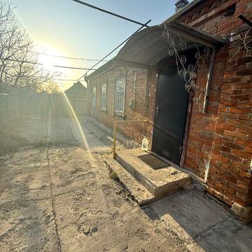 Продаж будинку по вул. Волохінська