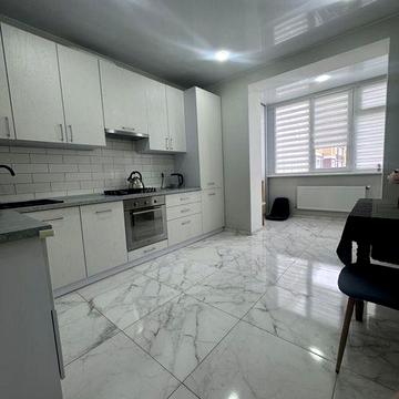 Оренда сучасної 2к.кв/вільна/14000