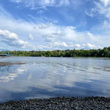 Дача для рыбалки и отдыха у Днепра (150 м до воды)