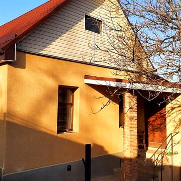 Продам гарний будинок на Арнаутово/ біля 33 школи/