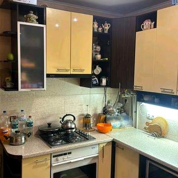 Продаж 3-х к А/ О.Центр Набережна річки Стрілки