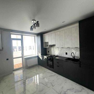 Продам квартиру в новобудові з новим ремонтом, ОСББ ЖК САФРОН