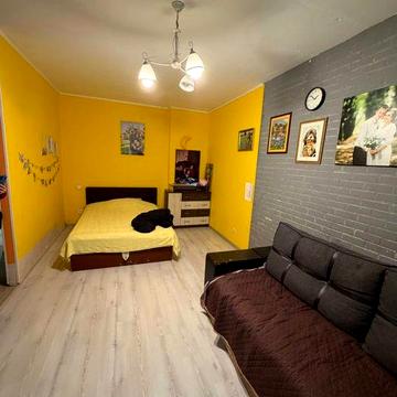 Оренда 1-к вул Феодосійська 2-л