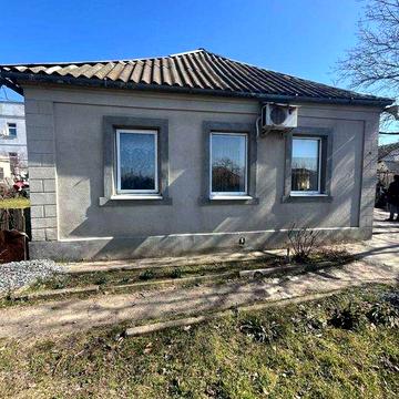 Продам будинок з земельною ділянкою у Ракетному Урочищі