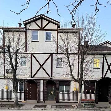 Оренда 2-рівневої 1-кімнатної квартири в таунхаусі від хазяїна!