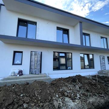 Продаж котеджа з газом в Минай без комісії для покупця