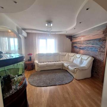 Пропонується  в оренду 3-х кімнатна  по вул. Харківське шосе, 56