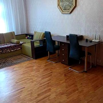 Здається 3 кім.квартира М"Харьківська" вул. Ревуцького 13