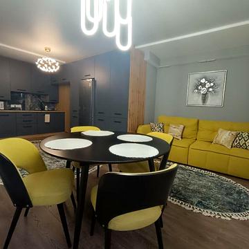 Здається в оренду вишукана квартира з авторським ремонтом старе місто