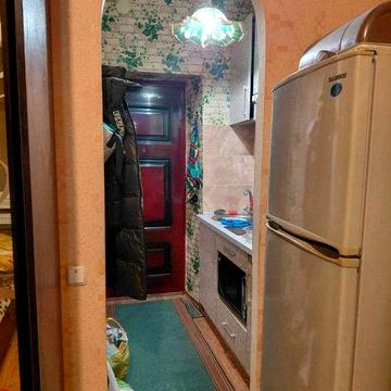 Срочно продам гостинку с балконом и санузлом.(404884)