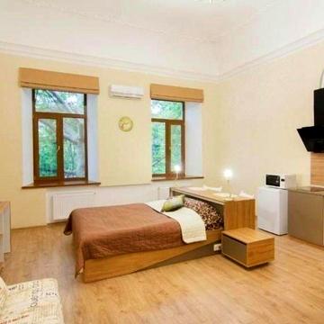 Соборна пл., 2