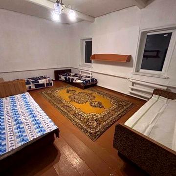 здаю хату в аренду