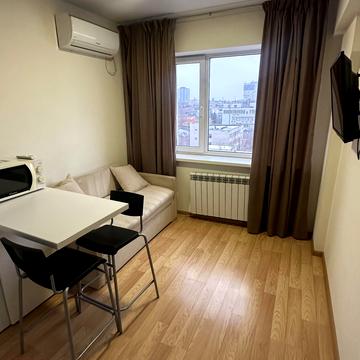 Машинобудівна вул., 41