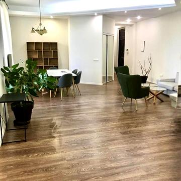 Гетьмана Павла Скоропадського вул. (Льва Толстого), 11