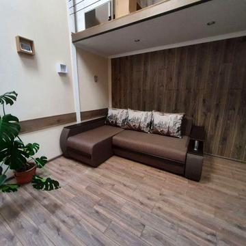 Оренда будинку центр 2к