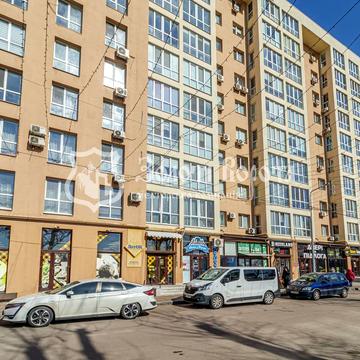 Героїв Небесної Сотні просп., 26/14