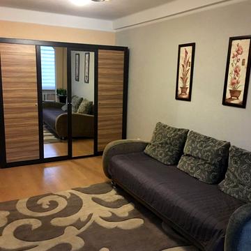 Оболонський просп., 16-Б