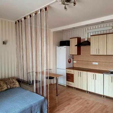 Продам квартиру-студію в ЖМ Райдужний на Таїрова, 5-ий поверх