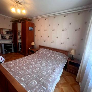 Умова вул., 29