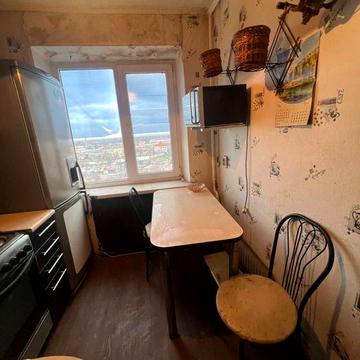 Продається 1 к кв вул Осіння